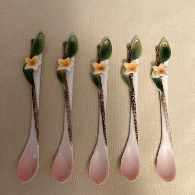 MTT188 Five Alii Porcelain Plumeria Spoons New