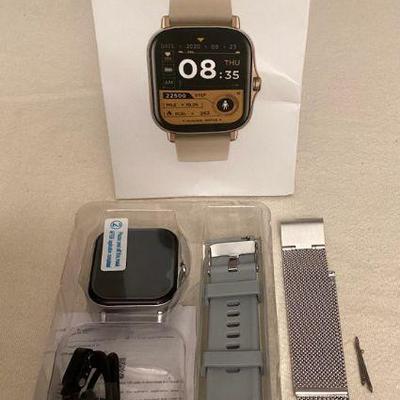 MTT006 Silver Toned Smart Watch New