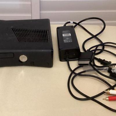 MTT067 XBox 360 Game Console