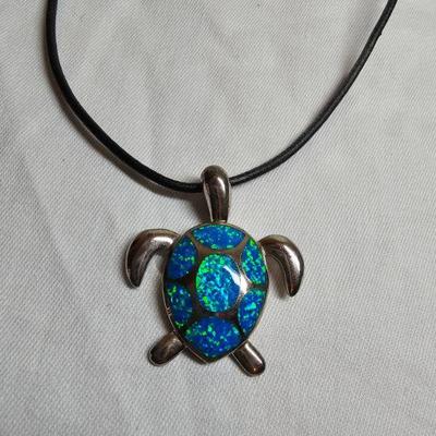 https://www.auctionninja.com/stress-free-estate-services-llc/sales/details/giant-nh-coast-estate-gold-silver-and-costume-jewelry-auction-...