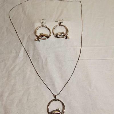 https://www.auctionninja.com/stress-free-estate-services-llc/sales/details/giant-nh-coast-estate-gold-silver-and-costume-jewelry-auction-...