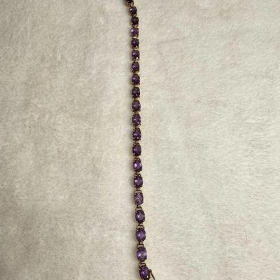 https://www.auctionninja.com/stress-free-estate-services-llc/sales/details/giant-nh-coast-estate-gold-silver-and-costume-jewelry-auction-...
