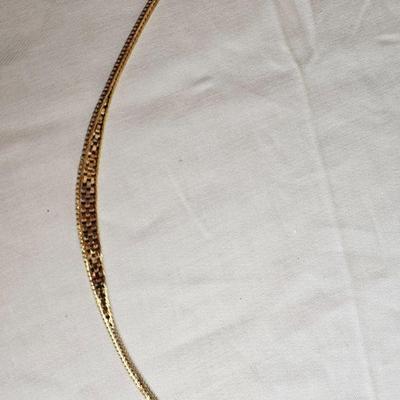 https://www.auctionninja.com/stress-free-estate-services-llc/sales/details/giant-nh-coast-estate-gold-silver-and-costume-jewelry-auction-...