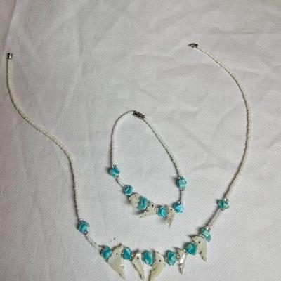 https://www.auctionninja.com/stress-free-estate-services-llc/sales/details/giant-nh-coast-estate-gold-silver-and-costume-jewelry-auction-...