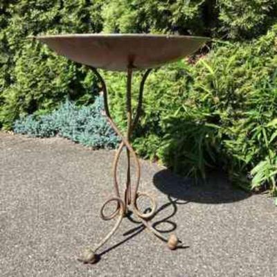 JOSW106 Antique Art Nouveau Bird Bath	Beautiful natural twisted vine look, typical of Art Nouveau, with hand hammered, copper basin....
