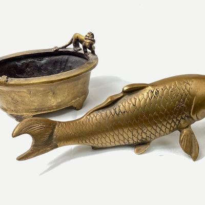 JIFI948 Antique & Vintage Bronze Pieces	20th century bronze Chinese censer with mythical temple lions, bares a pseudo imperial seal...