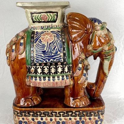 LAGO962 Elephant Garden Seat/Plant Stand	Very large & heavy brown ceramic elephant garden seat or plant stand with colorful blue,...