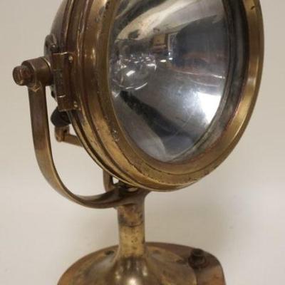 1061	ANTIQUE SOLID BRASS SHIPS SEARCH LAMP, APPROXIMATELY 19 IN

