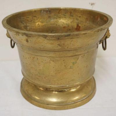 1285	SOLID BRASS ENGLISH PLANTER W/LION HEADS, APPROXIMATELY 9 1/2 IN X 7 IN
