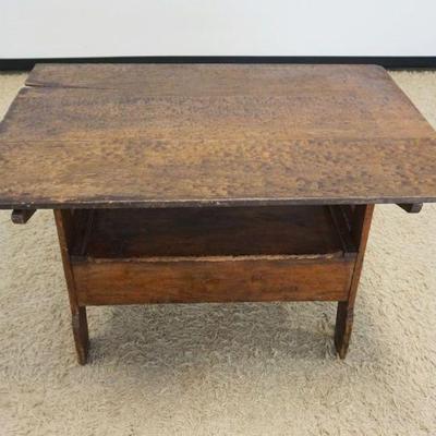 1191	ANTIQUE COUNTRY PINE HUTCH TABLE, APPROXIMATELY 48 IN X 33 IN X 30 IN H
