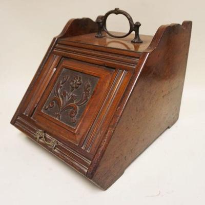 1253	ANTIQUE VICTORIAN CARVED WALNUT COAL HOD, APPROXIMATELY 14 IN X 17 IN X 13 IN
