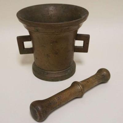 1001	ANTIQUE BRASS MORTAR & PESTLE, APPROXIMATELY 9 IN HIGH
