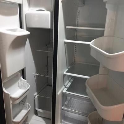 Frigerdaire refrigerator/freezer $225