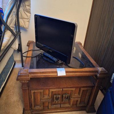 VIZIO HDTV 19"
VA 19L HDTV 10L