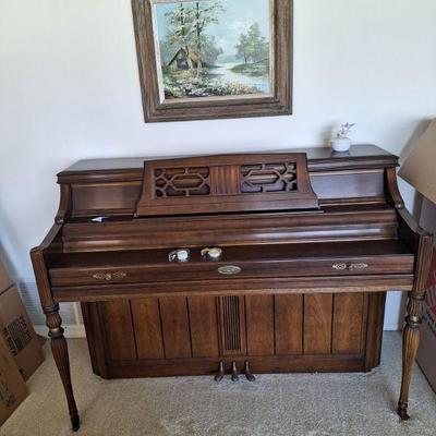 Wurlitzer upright piano