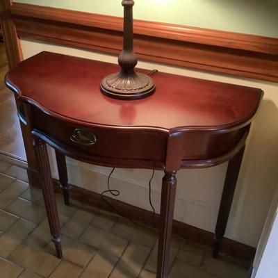 $125 entry table with 1 drawer 30"H 32"W 16"depth