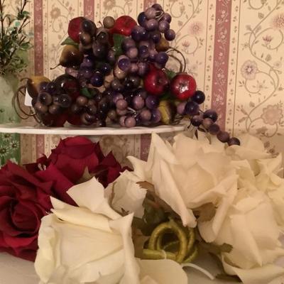 Napkin rings- roses & fruit 