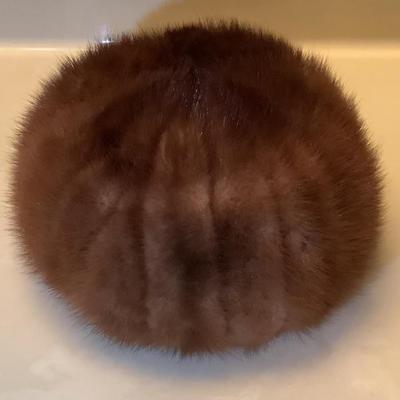 Fur hat 