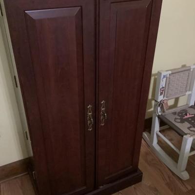 $54 storage cabinet double doors with shelves/storage to store on doors & inside 44