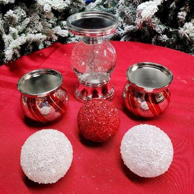 Lot 82 - Valerie Parr Hill Lighted Christmas Candleholders & Snowballs 