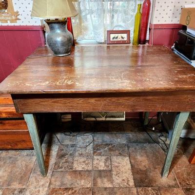 Lot 88 - Farm Table, Trunk, & Dresser 
