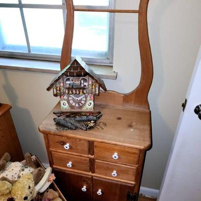 Lot 89 - Misc. Furniture Lot 