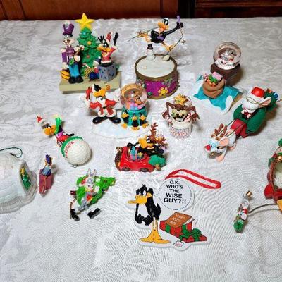 Lot 48 - Warner Bros. Christmas Collectibles 