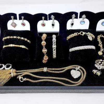 Lot 62 - Judith Ripka Sterling Silver Jewelry 