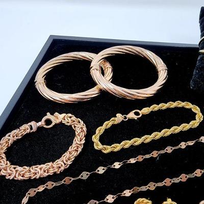 Lot 83 - Bronze Jewelry Collection 