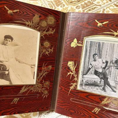 RisquÃ© 1800s CDV Photos