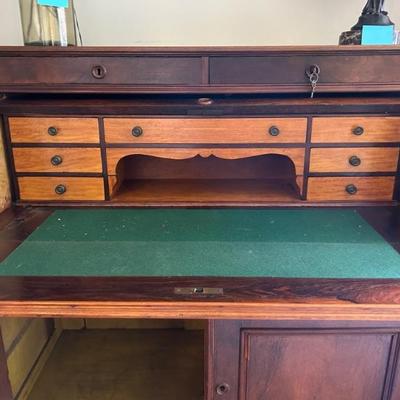 Beautiful Antique Roll Top Desk