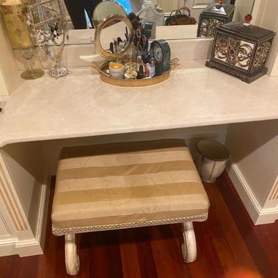 EstateSalesByOlga in Franklin Lakes Estate Sale