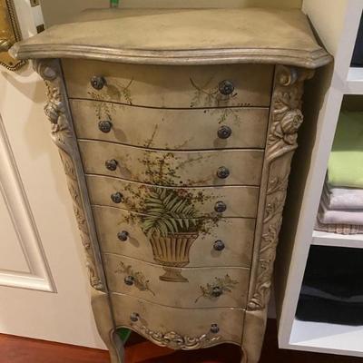 EstateSalesByOlga in Franklin Lakes Estate Sale
