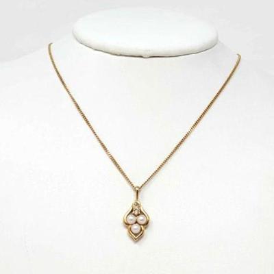 #700 â€¢ 14k Gold Pearl & Diamond Necklace, 4g
