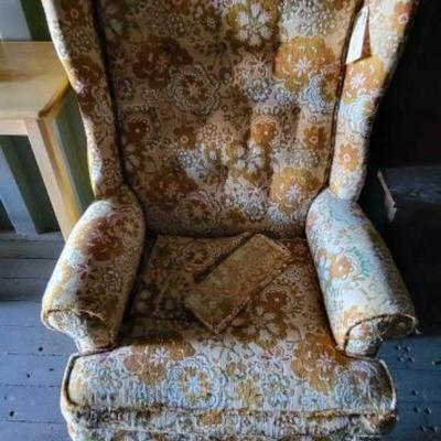 #10036 â€¢ Floral Pattern Arm Chair
