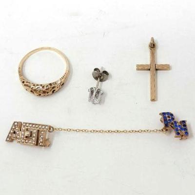 #800 â€¢ 10k Gold Ring, Pendant, Diamond Earring & Pin, 5g
