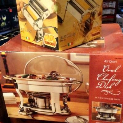 Boxed chafing dish