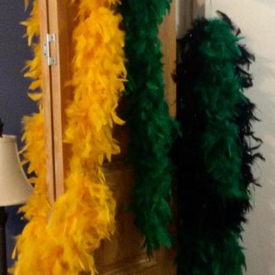 Feather boas