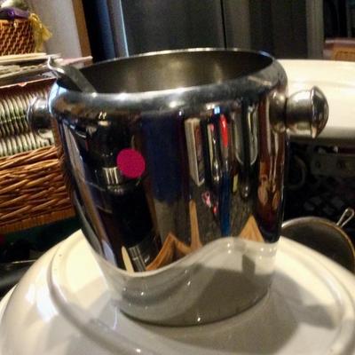 Stainless steel ice bucket