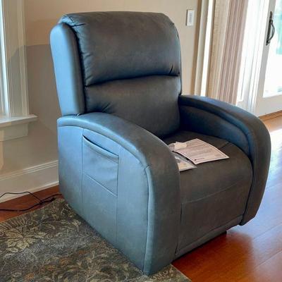 $3500 LEATHER RECLINER LIFT-UP CHAIR - 1YR OLD