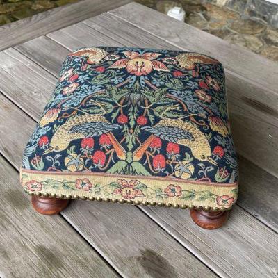 TUSCANY VILLA POT FOOTSTOOL