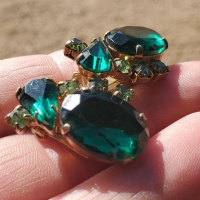 green rhinestone clip earrings 