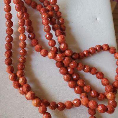 faceted round coral