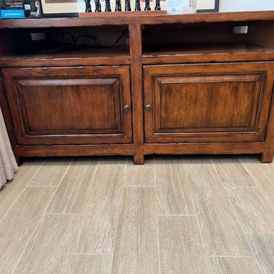 Lot 60 - TV stand 28