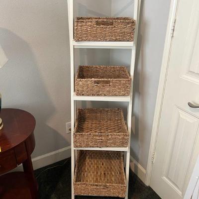 Lot 24 - white shelf with baskets