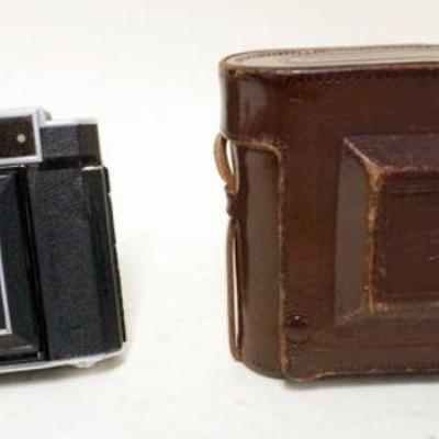 1072	ZEISS ICON 35 MM CAMERA
