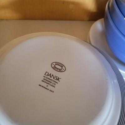 DANSK Bistro set of plates and cups