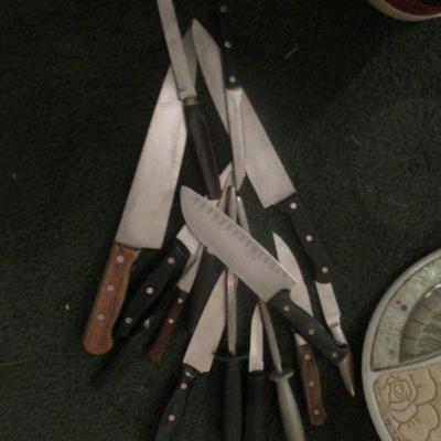 lots of knives- Henckles plus others 