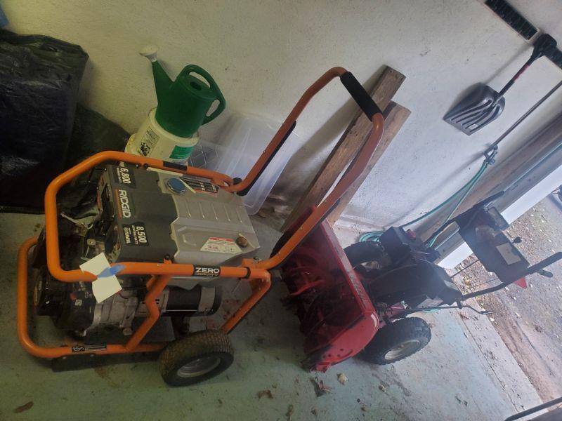 Pink Dog finds Coach collection, machines in packed Old Tappan house