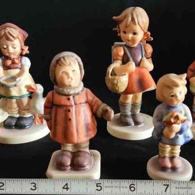 PCT152 - 5 Vintage Goebel Hummel Figurines 
